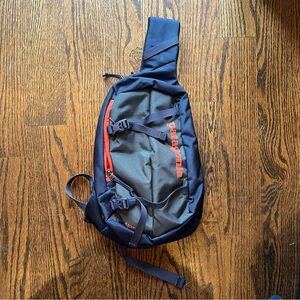 Patagonia Atom Sling Bag